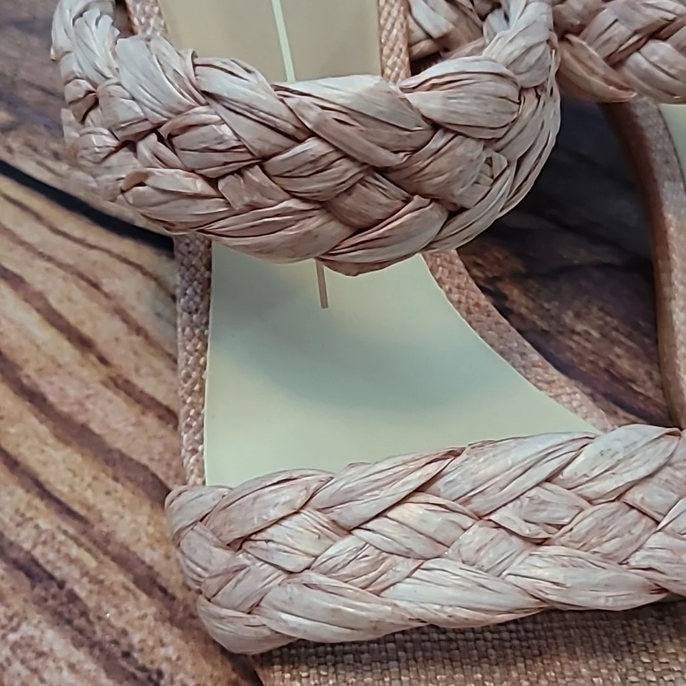 Dolce Vita Paily Raffia Heels - Picture 10 of 12